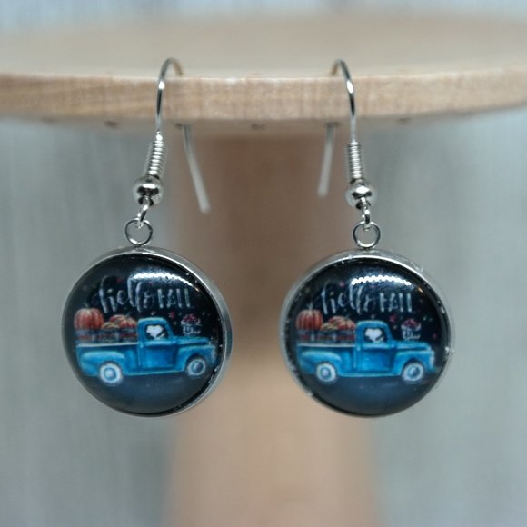 Hello Fall hook earring - Picture 1 of 6